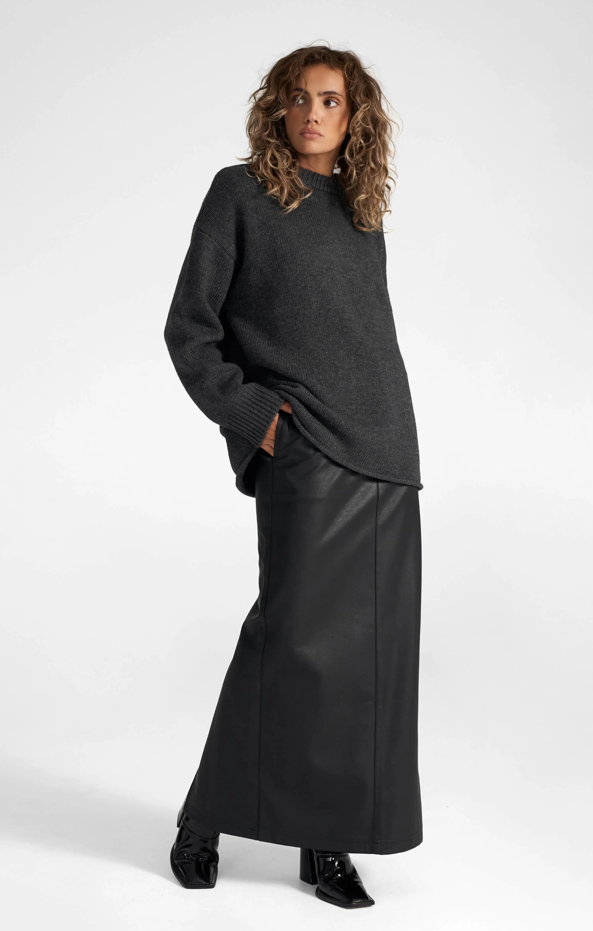 THE HEAVY KNIT LONG - CHARCOAL - Image 2